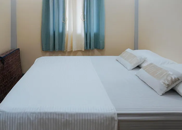 Hotel Aj Residences Apartelle Camotes Redpartner Esperanza