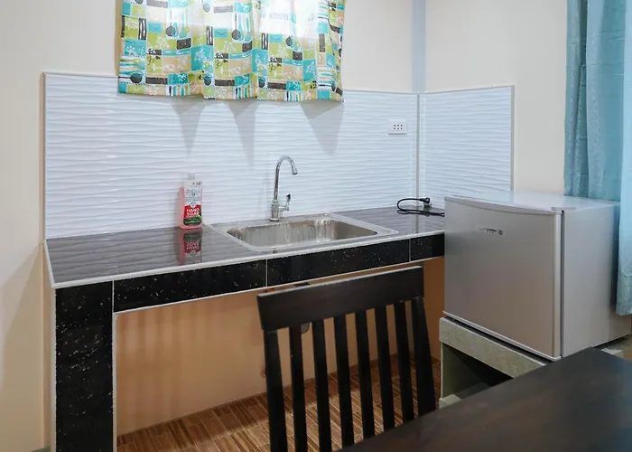 Aj Residences Apartelle Camotes Redpartner 2* Esperanza